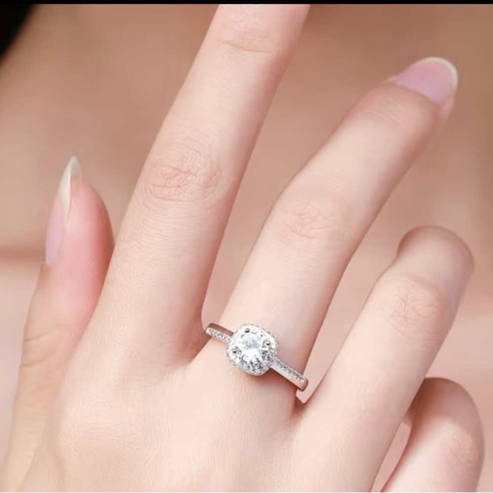 14 kt gold plated moissanite ring